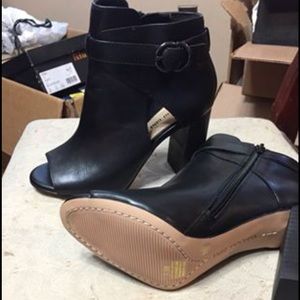 Gianni Bini “Viktory” Booties